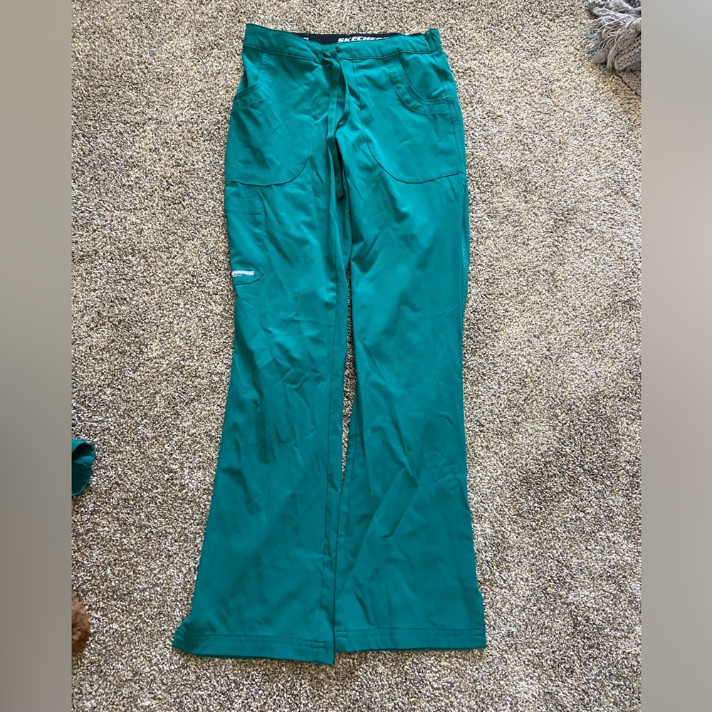 Sketchers scrub set. Size XS